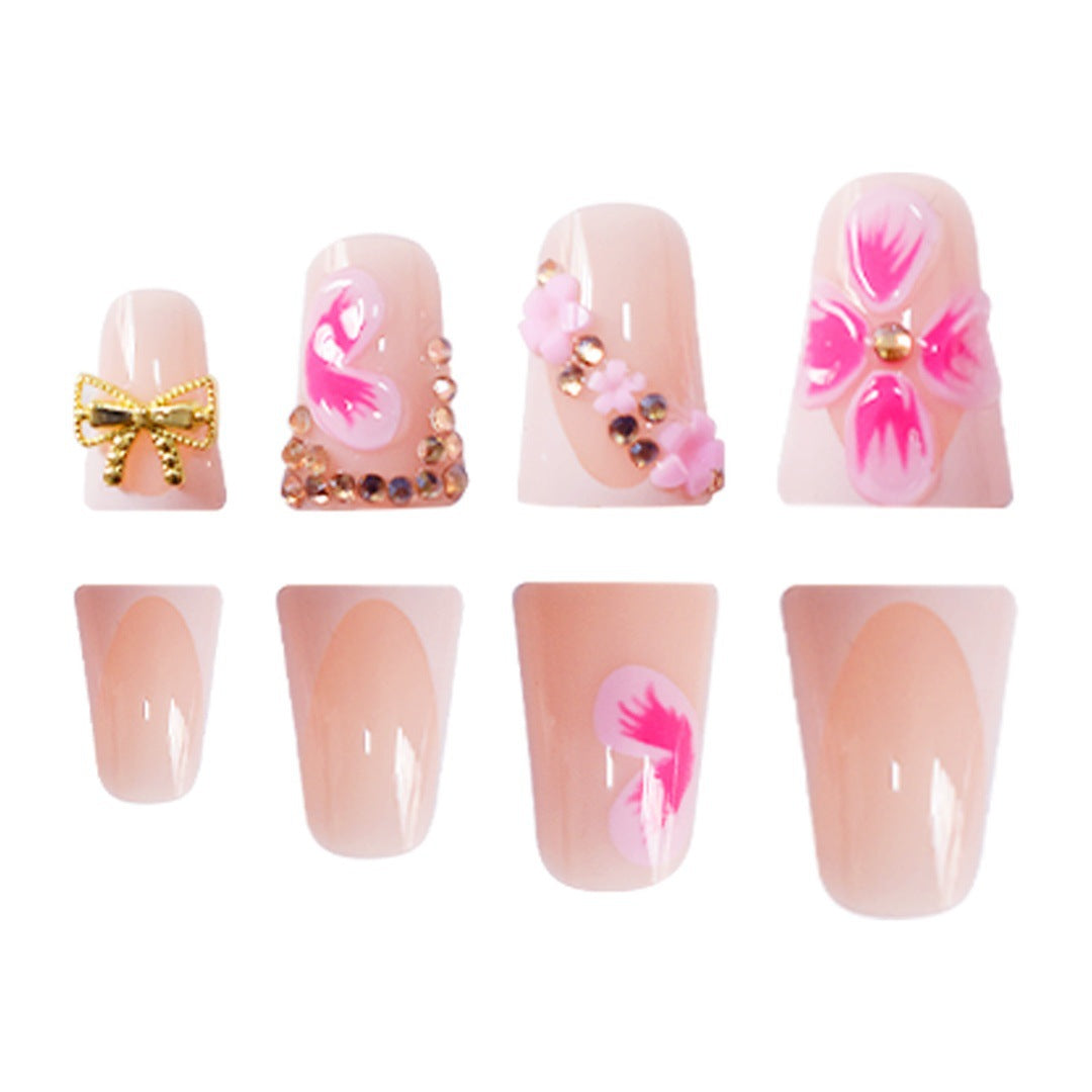 Dekorative florale Press-On-Nagelkunstverzierungen Brehn