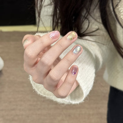 Iridescent Press-On Nagelkunst