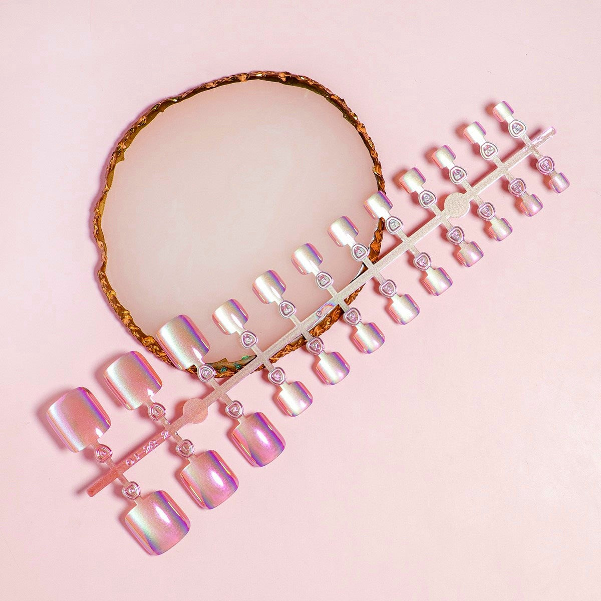 Iridescent Pediküre Press-On Nagel Set Brehn
