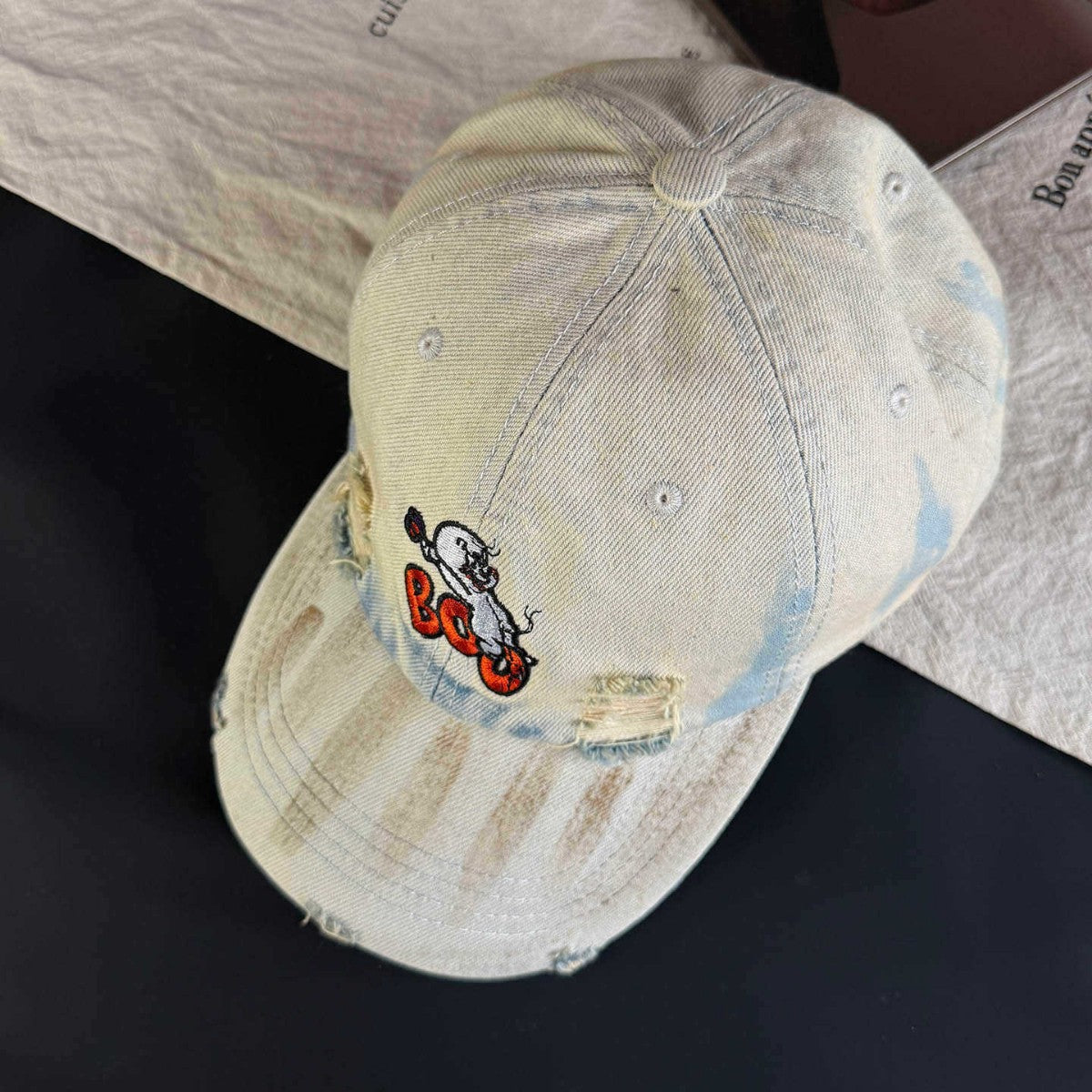 Damen Vintage-inspirierte distressed bestickte Cap Brehn