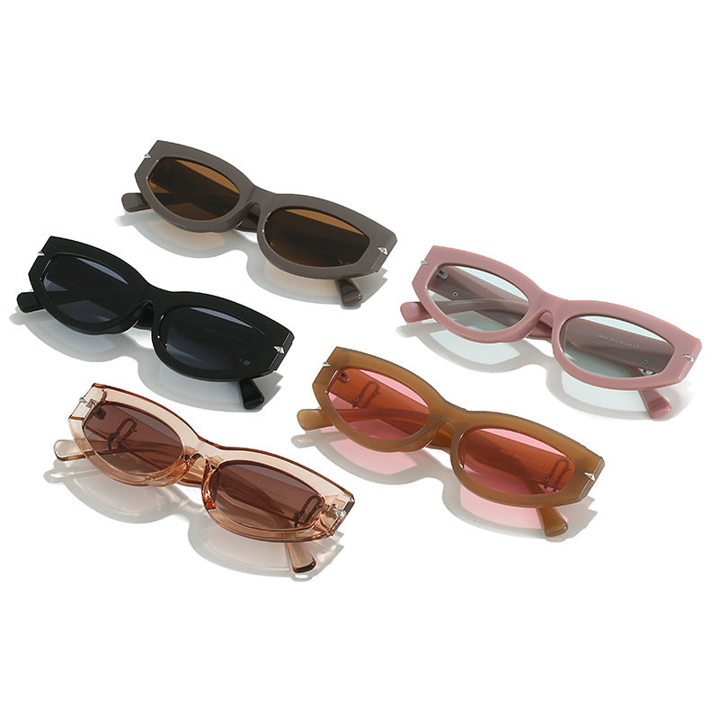 Retro-inspirierte Cat-Eye-Sonnenbrille mit boldem Rahmen Brehn