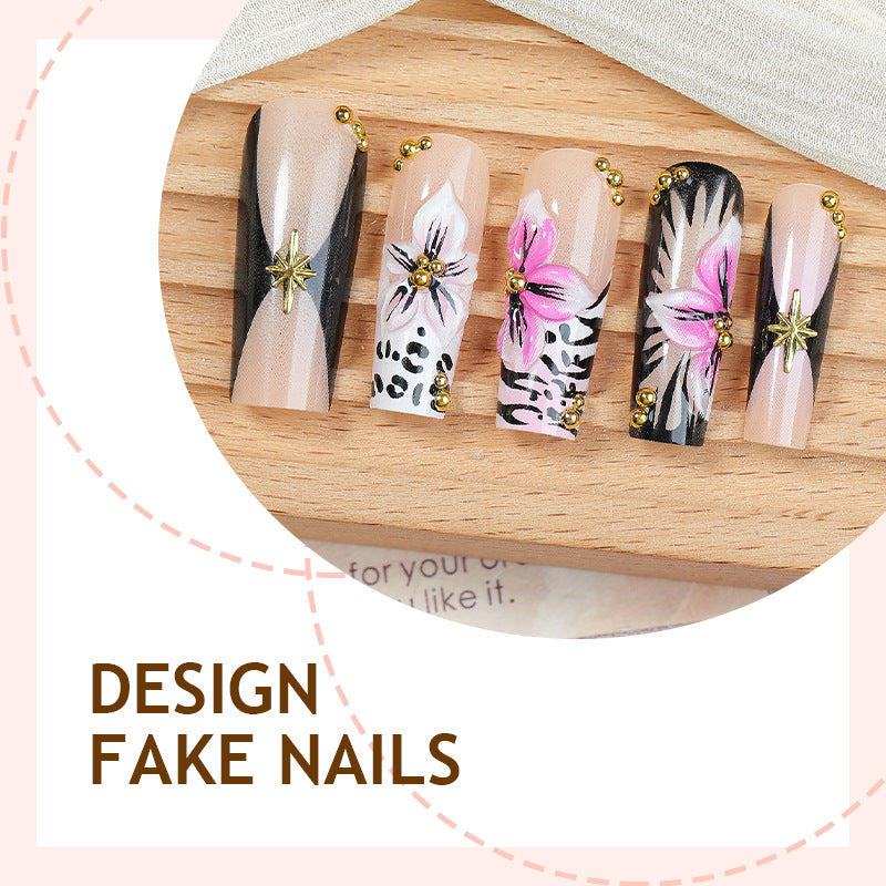Kunstnagelset mit eleganten Blumen- und Leopardenmotiven Brehn