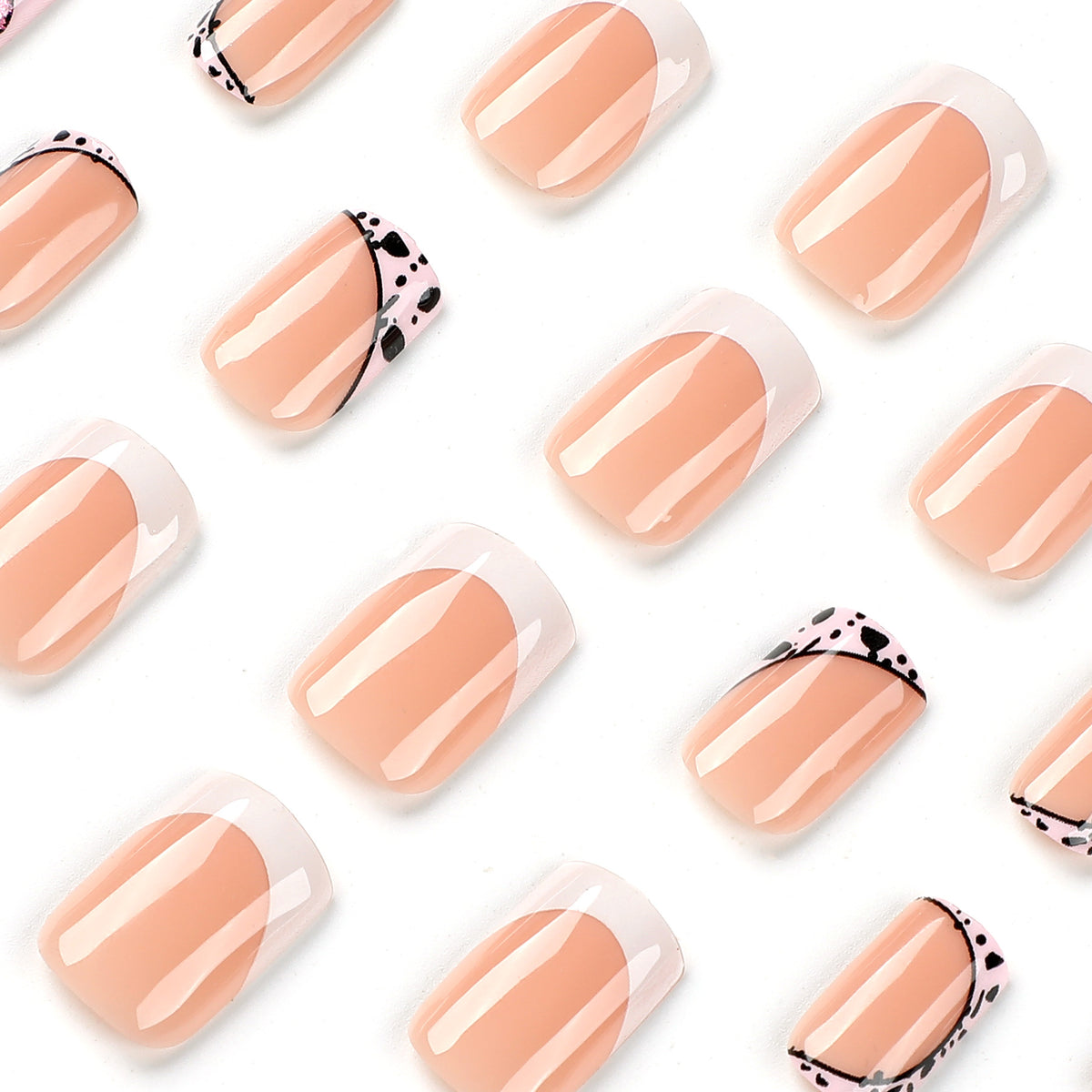 Kunstvolle Nagelkunst mit Herz- und Tiermotiven Brehn