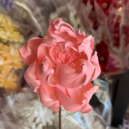Elegante dekorative Kunstblumenstrauß