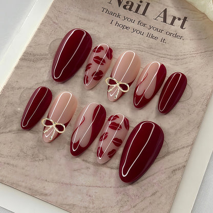 Kunstnagelset mit Glamourösen Verzierungen Brehn