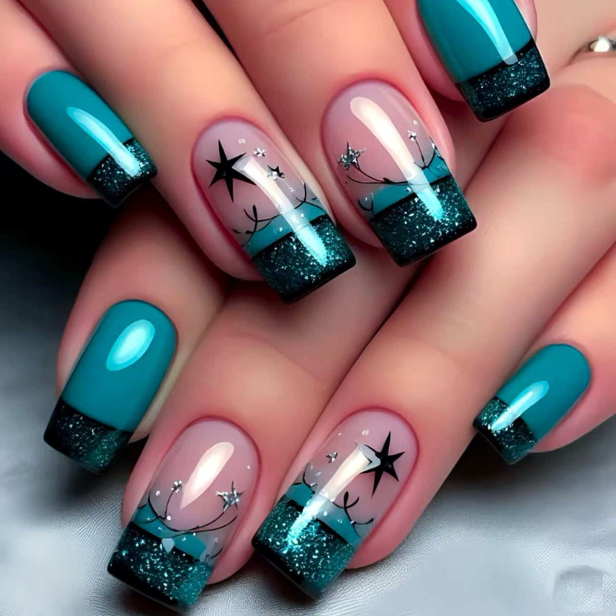 Dekoratives Glitzerstern-akzentuiertes Press-On-Nagelset Brehn