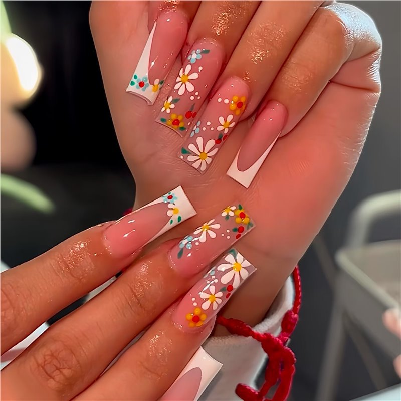 Florale Acryl-Nagelkunst Brehn