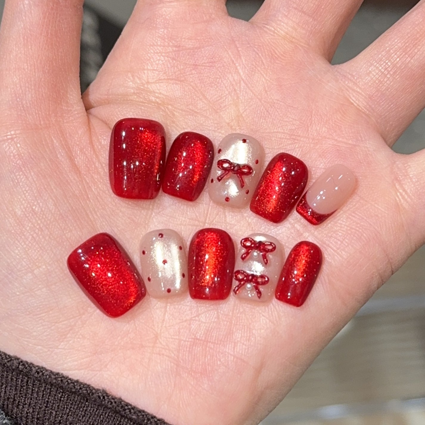 Elegante Kunstnagelset mit Dekorativer Schleifenakzenten Brehn