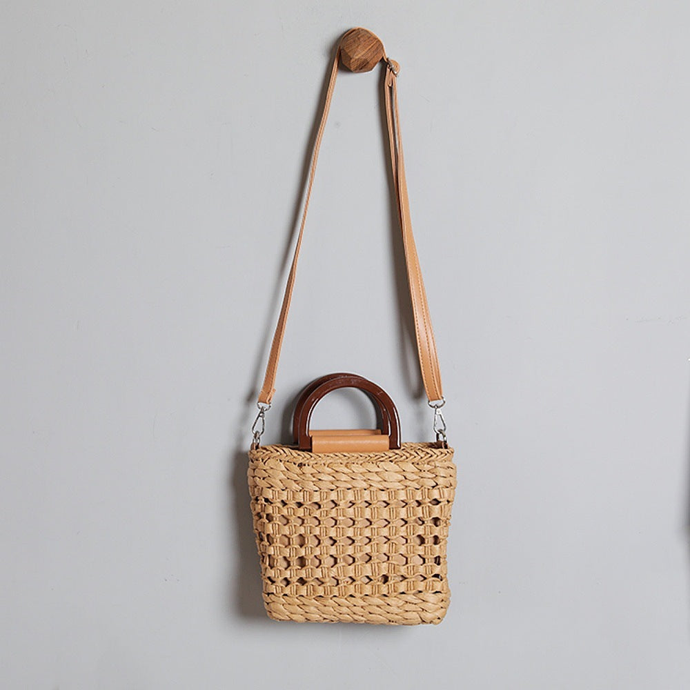 Handtasche mit Abnehmbarem Schulterriemen und Kunstlederelementen Brehn
