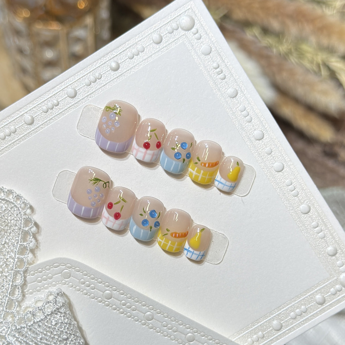 Künstlerisches von Früchten inspiriertes Press-On Nagelset Brehn