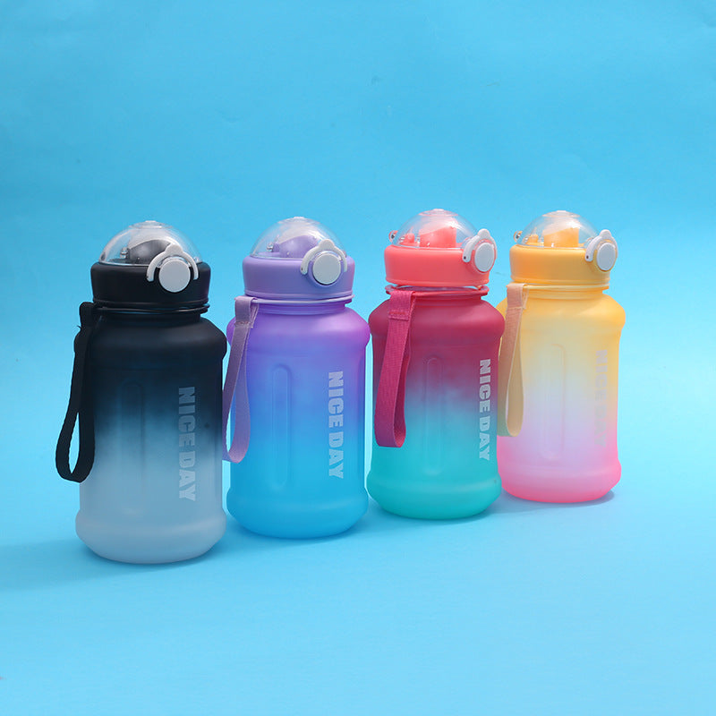 Damen Sportliche Trinkflasche mit praktischem Verschlussmechanismus Brehn