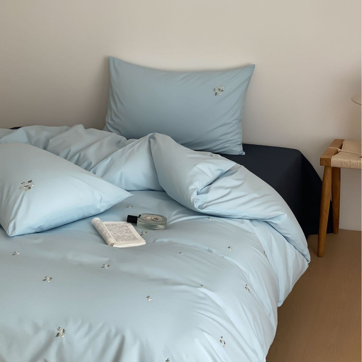Premium Ganzjahres Hypoallergen Daunen-Alternative Decke und Kissen Set