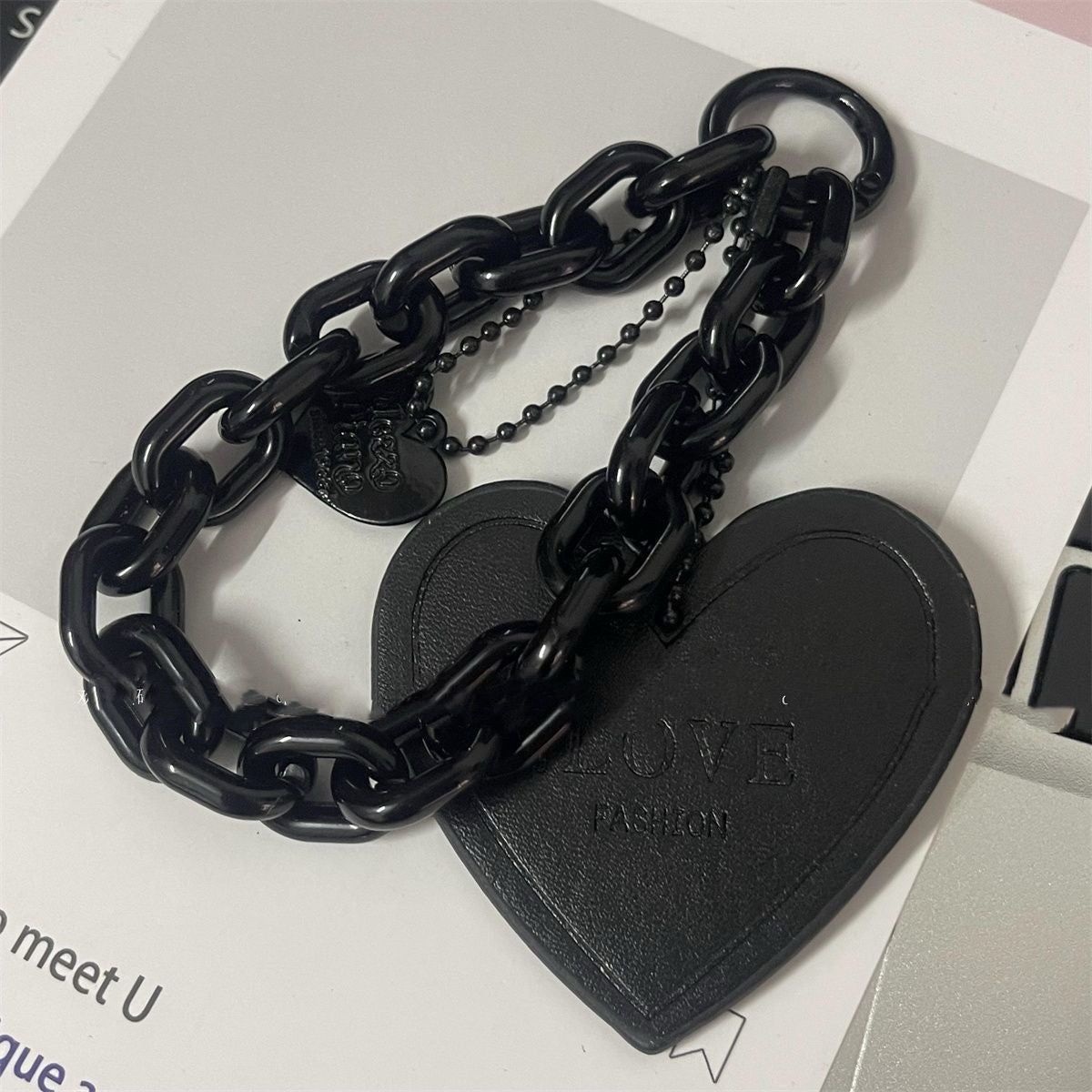 Herzförmige Charm-Ketten-Schlüsselanhänger Brehn