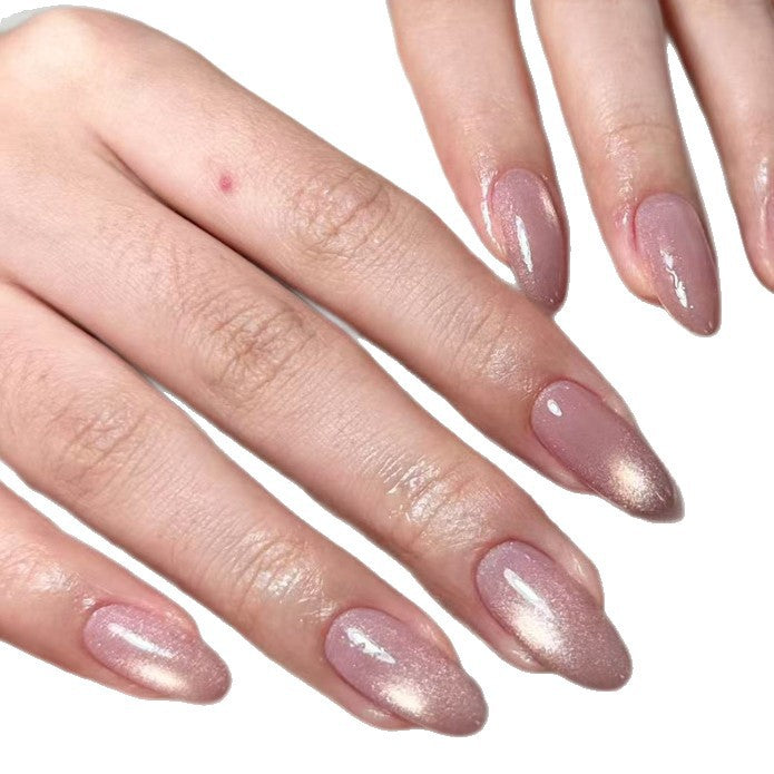 Elegante Kunstnägel mit Hochglanz-Finish Brehn