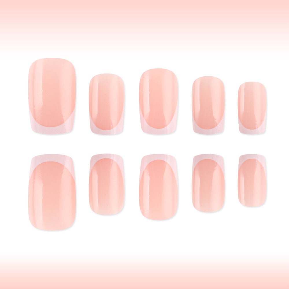 Elegante French Tip Druck-Nägel Brehn