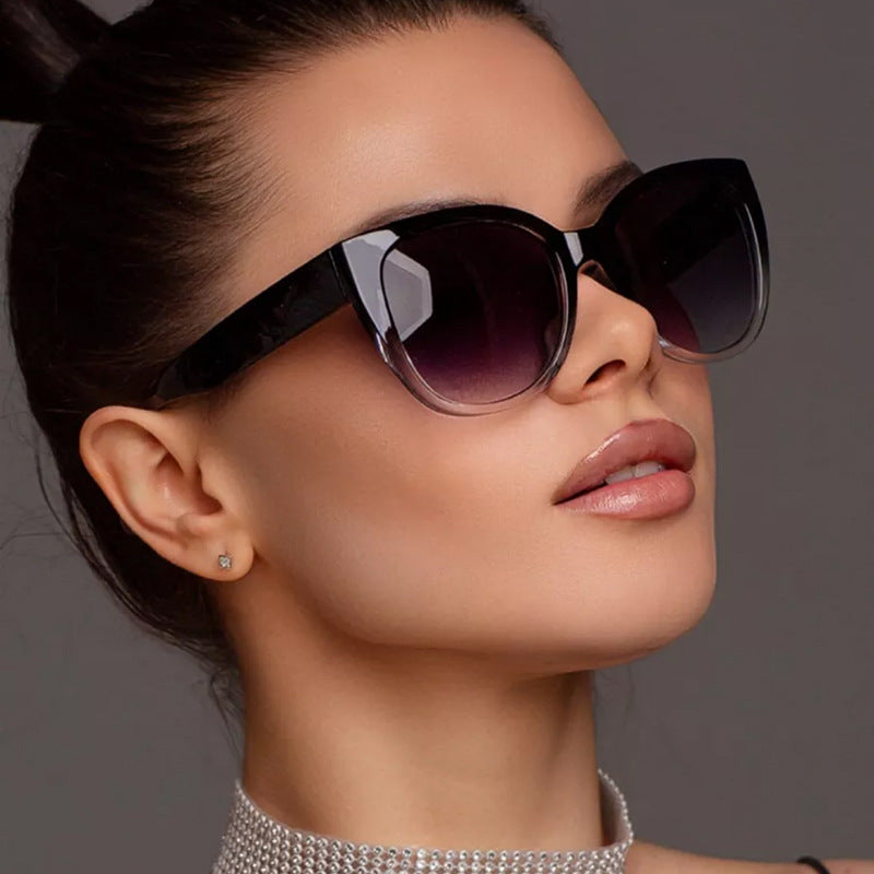 Damen extravagante Sonnenbrille mit modischem Cat-Eye Design Brehn