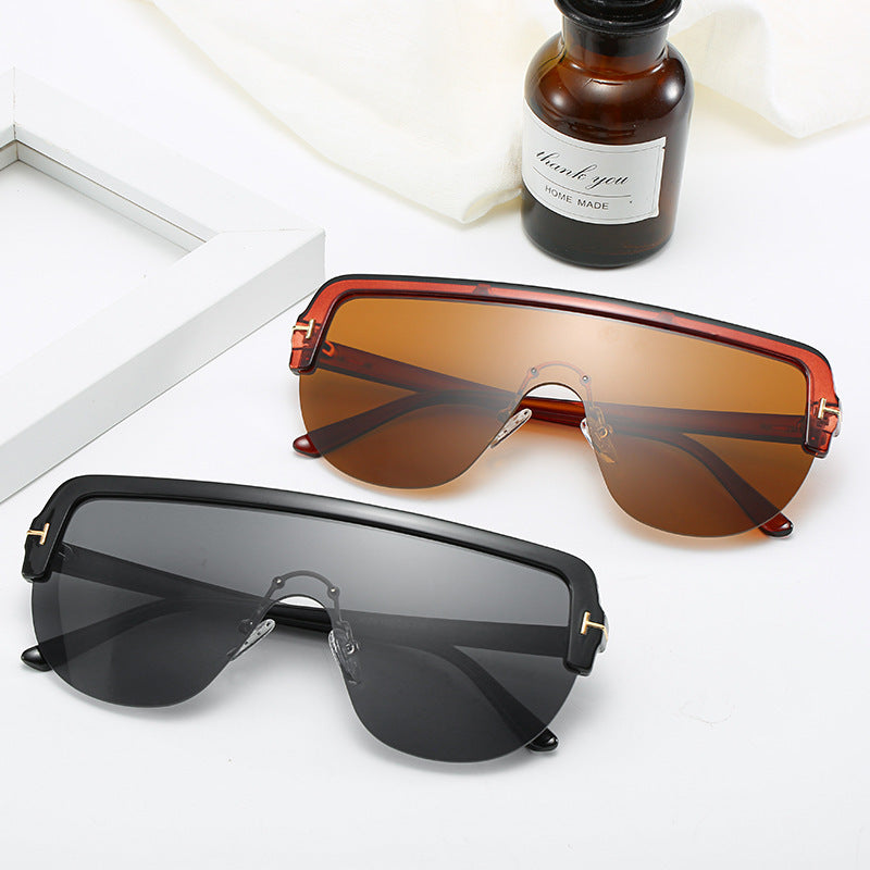 Zeitgenössische Voll-Rahmen Schildkröten-Sonnenbrille Brehn