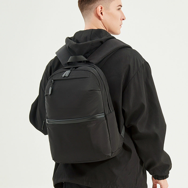 Urban Essential Leichte Rucksack Brehn