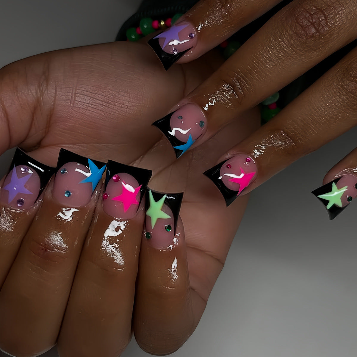 Künstlerisches Stiletto Nagelkunst Set mit Sternakzenten Brehn