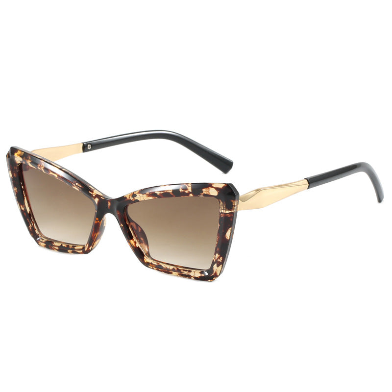 Damen Cat-Eye Sonnenbrille mit luxuriösem transparentem Rahmen Brehn