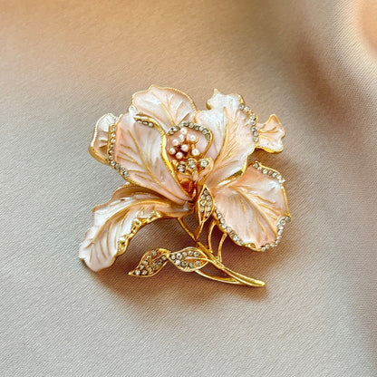 Elegante und Stilvolle Brosche Brehn