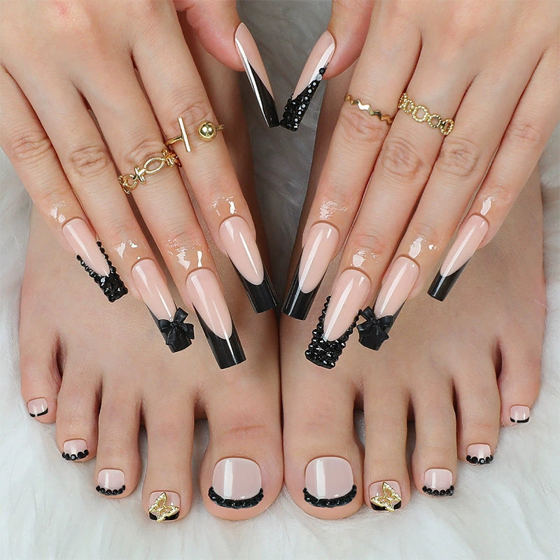 Stylisches Press-On-Nagelset mit elegantem französischen Spitzen-Design Brehn