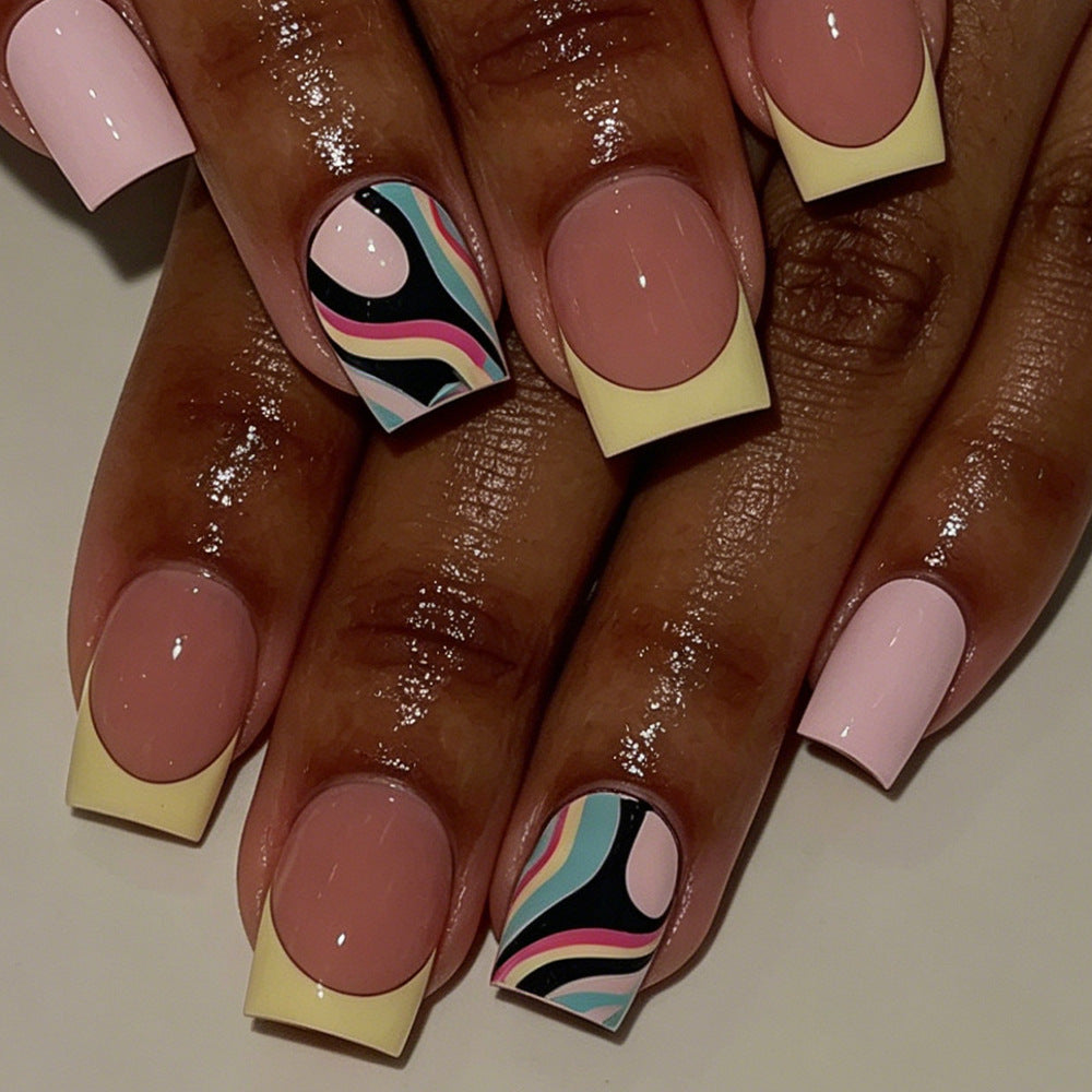 Künstlerisches französisches Nageldesign Brehn