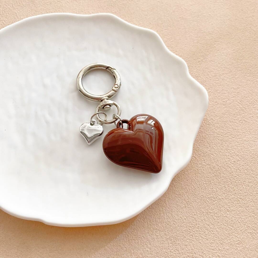 Herzförmiger Charm Schlüsselanhänger Brehn