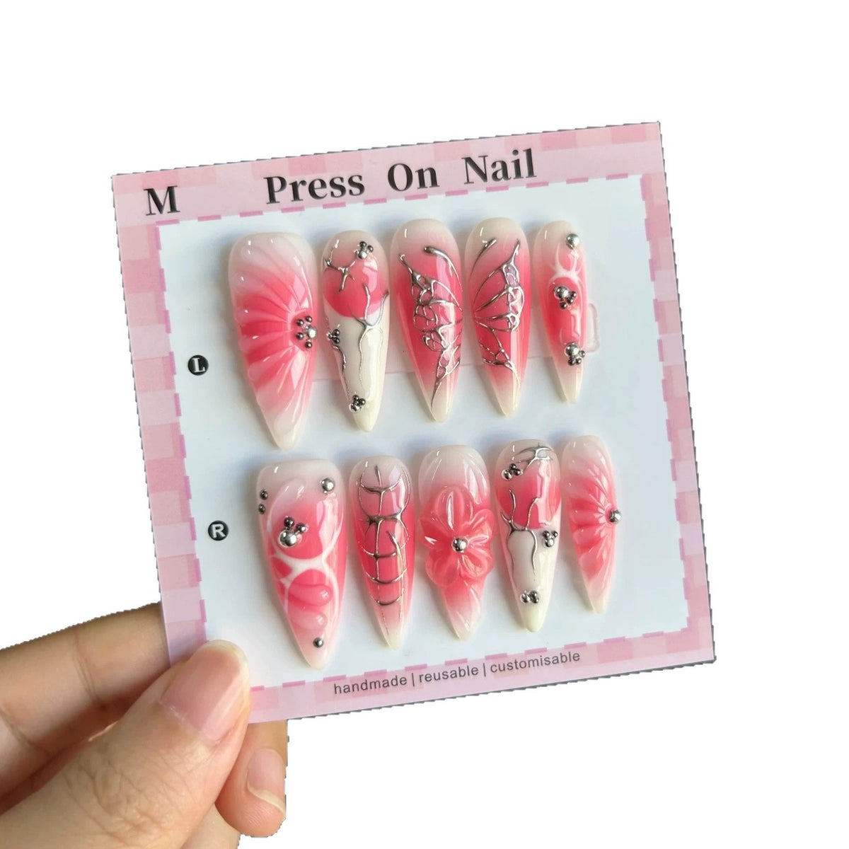 Dekorativer Press-On-Nagelset mit einzigartigen Designmerkmalen