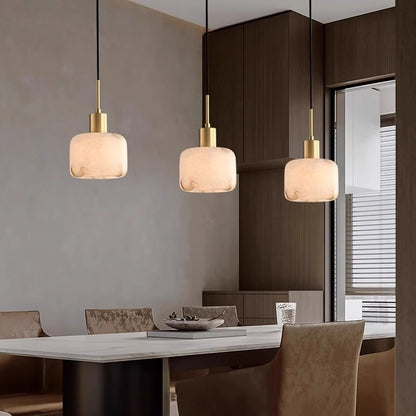 Moderne Glas- und Messing-Pendelleuchte