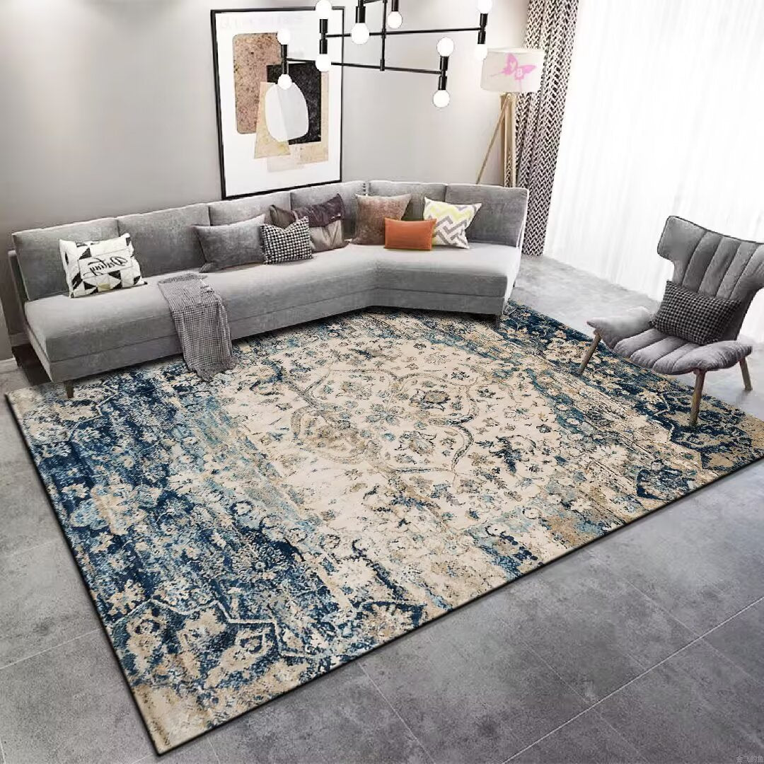 Vintage Floral Patterned Area Rug Brehn