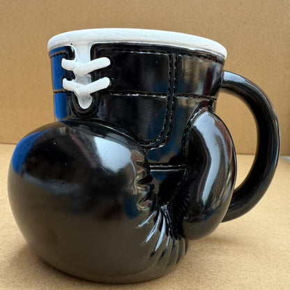 Boxhandschuh-förmige Kaffeetasse Brehn