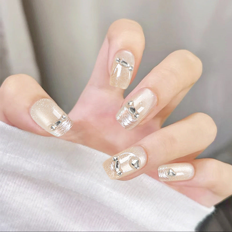 Glamouröses Nageldesign-Set Brehn