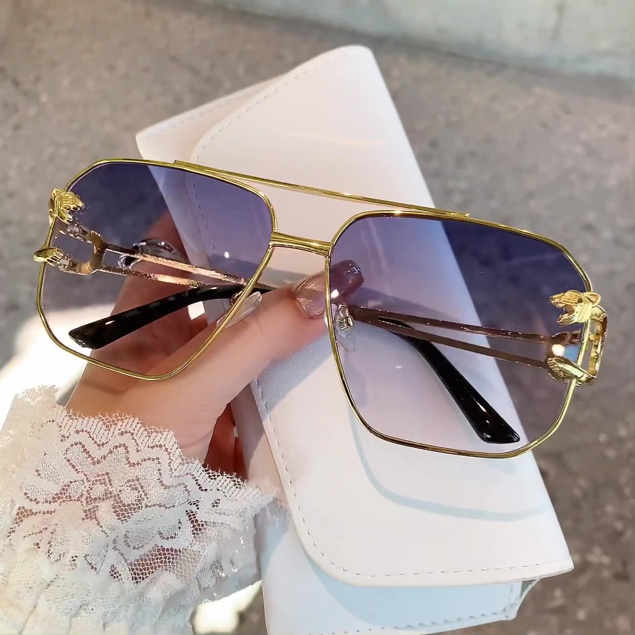 Damen quadratische Sonnenbrille mit luxuriösem Metallrahmen Brehn