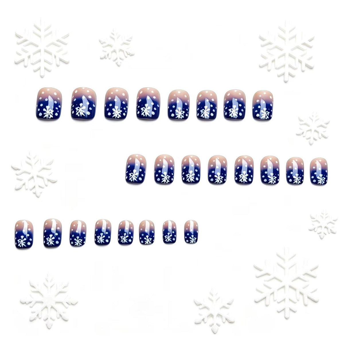 Kunstnägel mit Winterlichem Schneekristall-Design Brehn