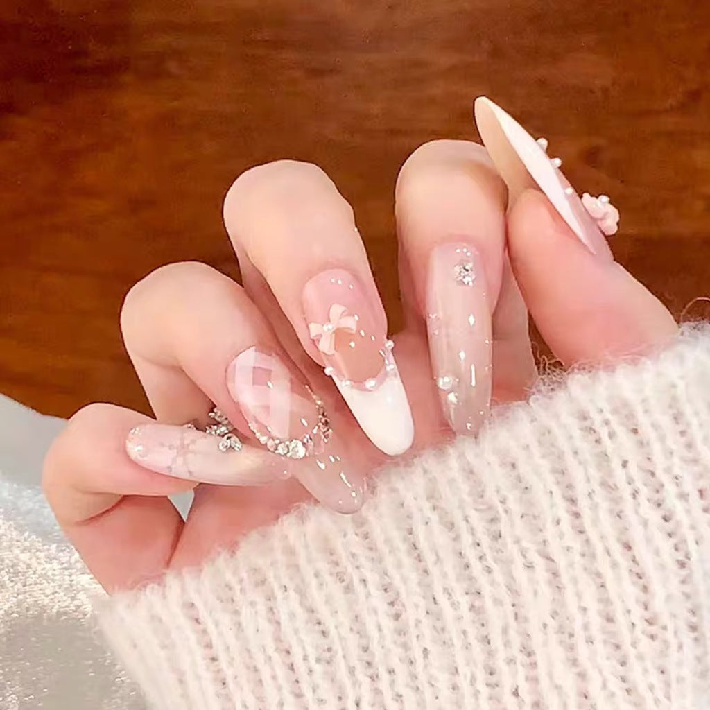 Dekorative Druck-Nägel mit floralem Design Brehn