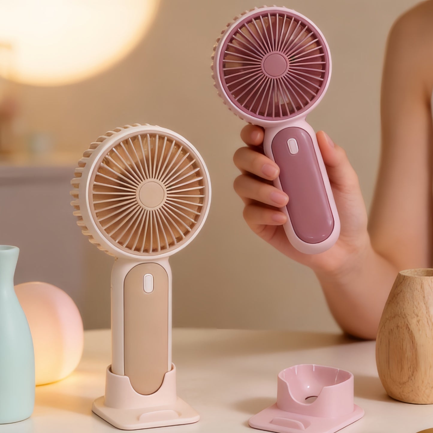 Damen Tragbarer Handventilator mit USB-Anschluss und einstellbarer Geschwindigkeitsregelung Brehn
