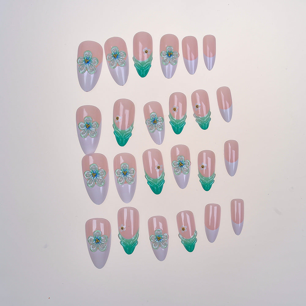 Blumenverzierte Press-On-Nagelset Brehn