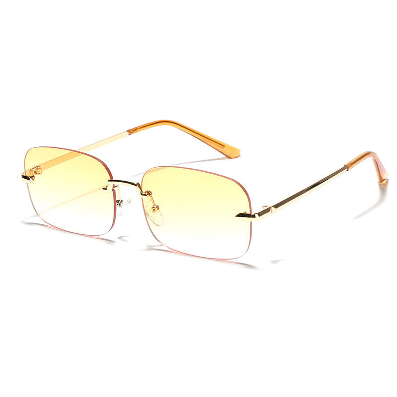 Damen Oversized Sonnenbrille mit filigranem Metallrahmen Brehn