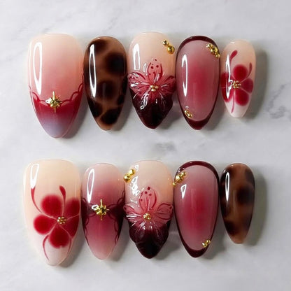 Elegantes florales Design Nagelkunst Brehn