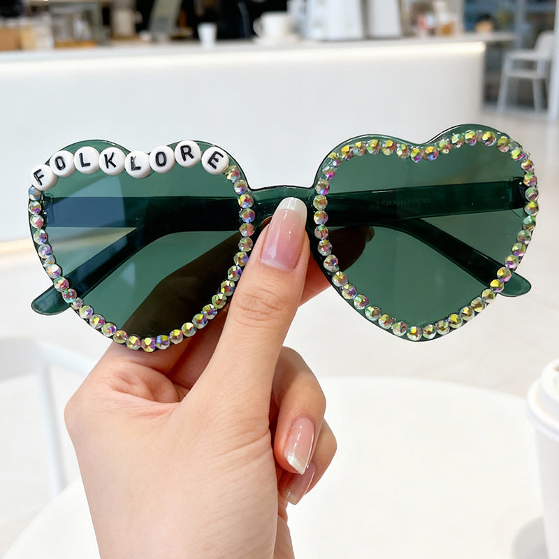 Herzförmige, mit Strass veredelte Sonnenbrille Brehn 1787141205