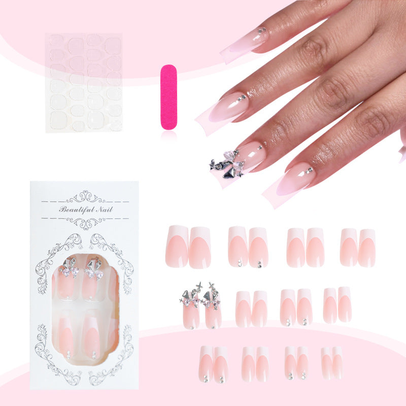 Elegantes Dekoratives Press-On Nagelkunstset mit Strassakzenten Brehn