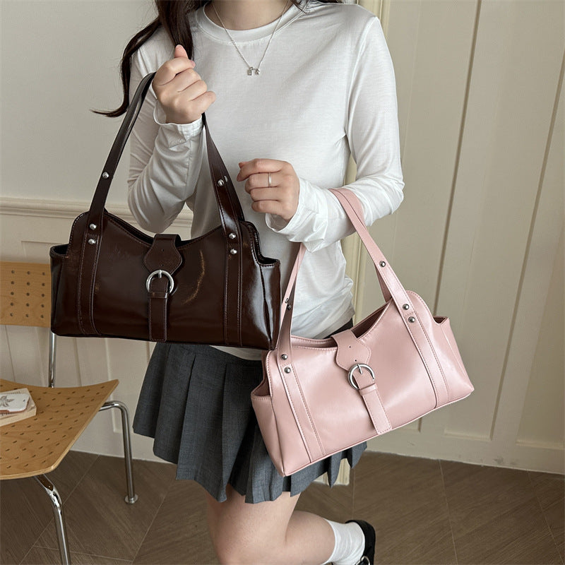 Elegante Handtasche aus Lackleder