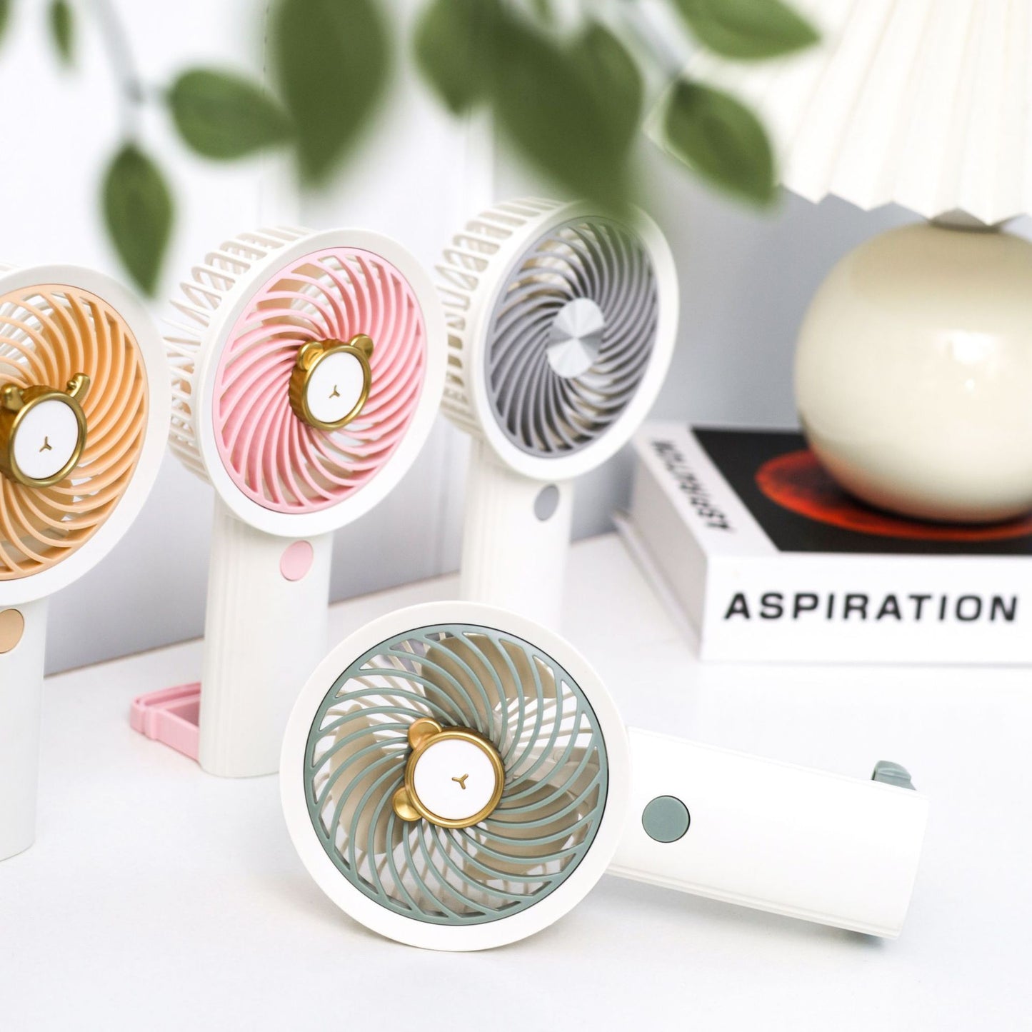Damen Tragbarer Handventilator mit kreativem Kühl- und Aromadiffusor Brehn