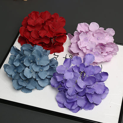 Elegante dekorative Blumenarrangement