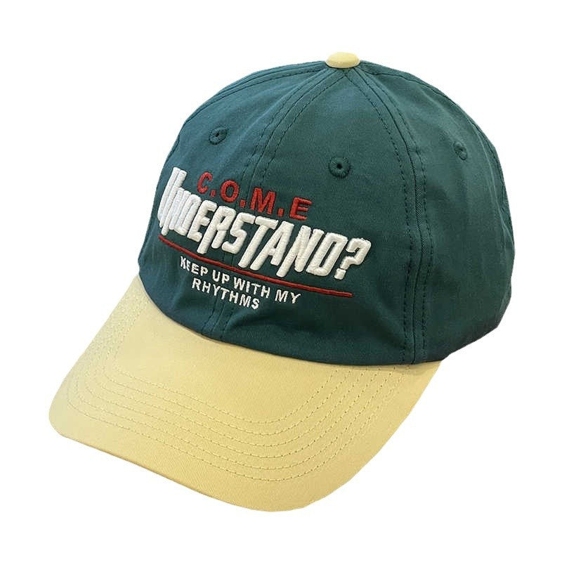 Frauen Playful Bestickte Statement Cap Brehn