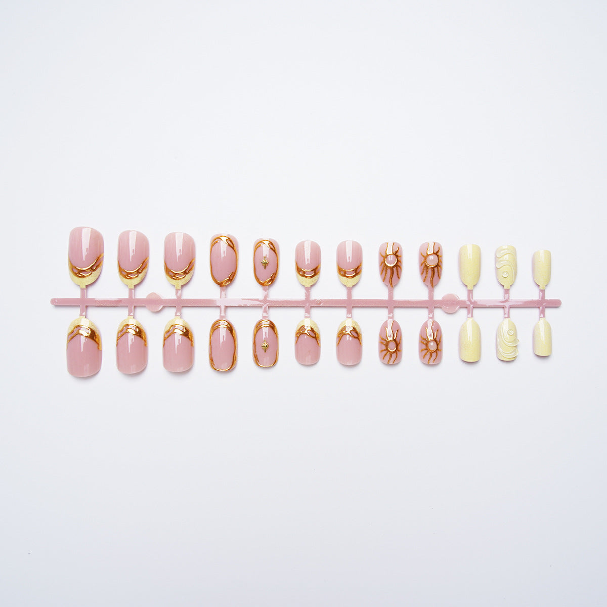 Elegante und Stilvolle Nagelset Brehn