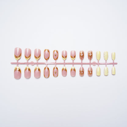 Elegante und Stilvolle Nagelset Brehn