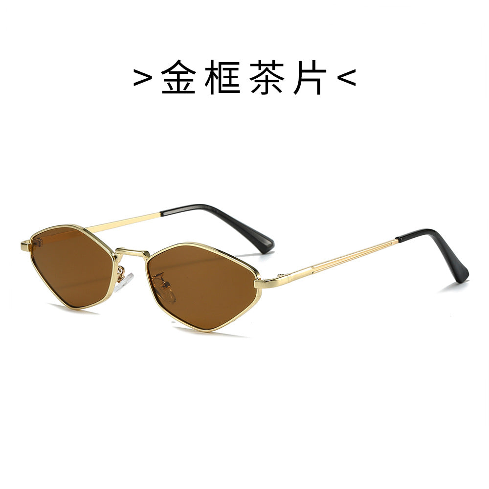 Damen Modische Sonnenbrille im futuristischen Design Brehn