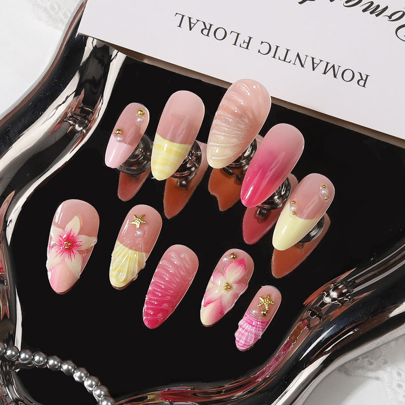 Blumen-inspirierte Press-On-Nagelkollektion Brehn
